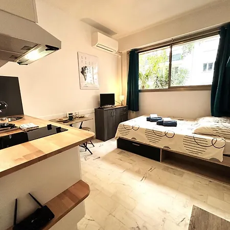 Cannes Center Wifi Ac 100 M From Croisette Behind Martinez Hotel